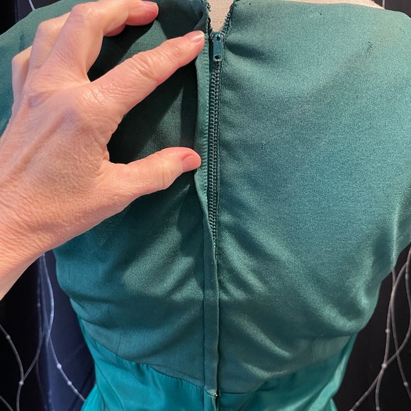 Vintage Emerald Green Dress and Jacket Set by Jay Thorpe of New York 1950’s - Picture 6 of 10